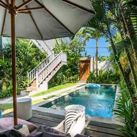 Kubu Guest House Seminyak Kültér fotó