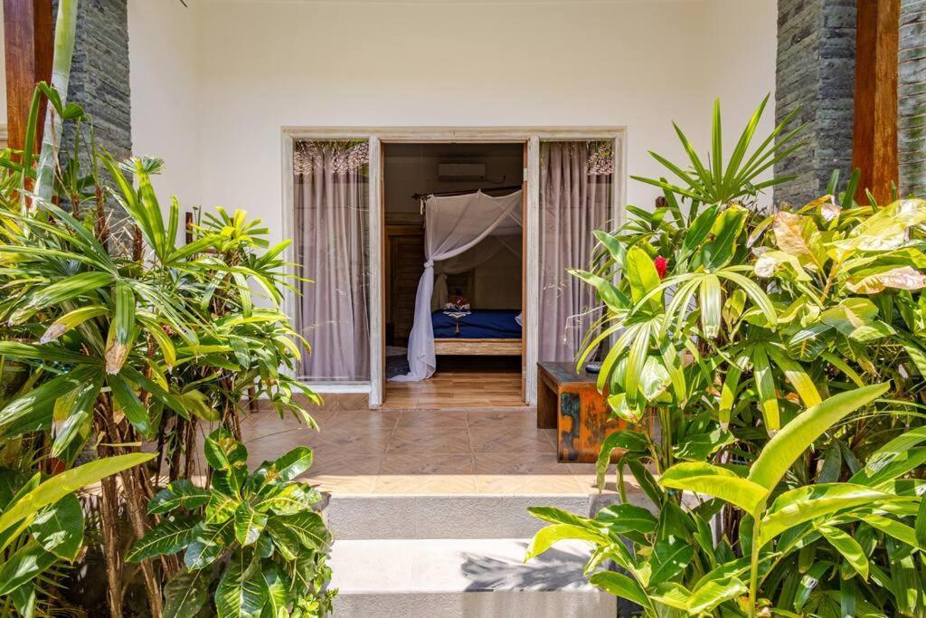 Kubu Guest House Seminyak Kültér fotó