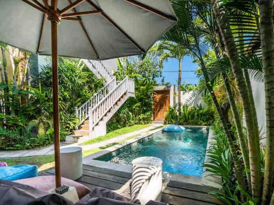 Kubu Guest House Seminyak Kültér fotó